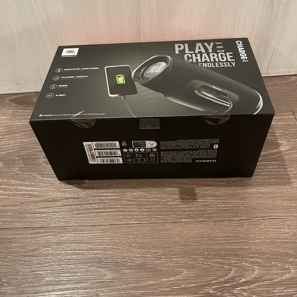 JBL Charge 4 - Portable Bluetooth speaker - Black - Picture 5 of 5